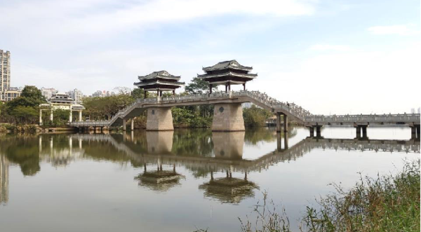 金山湖廊橋.png